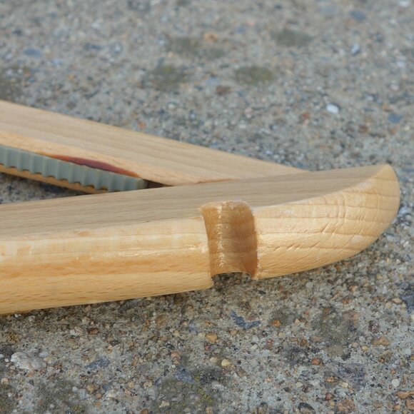 Vintage Canadian Pacific Hotels & Resorts Wood Hanger - Picture 11 of 13